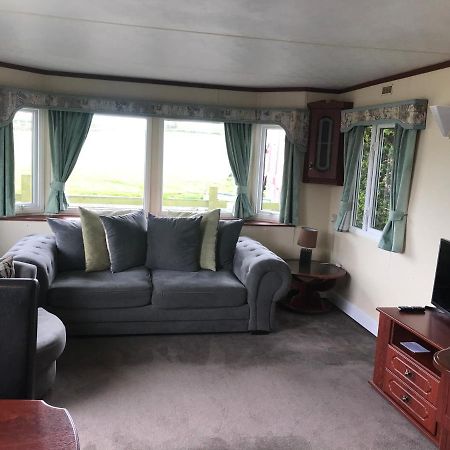 The Fox Inn, Roxby, Static Caravan ภายนอก รูปภาพ